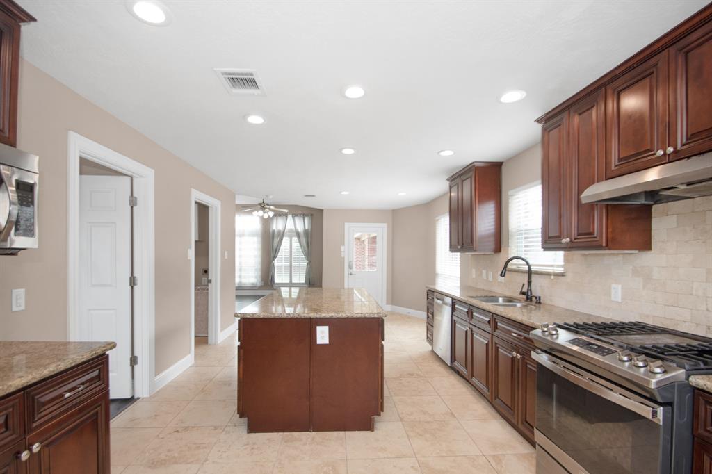 2103 Paintbrush Ave Avenue, League City, Texas image 17