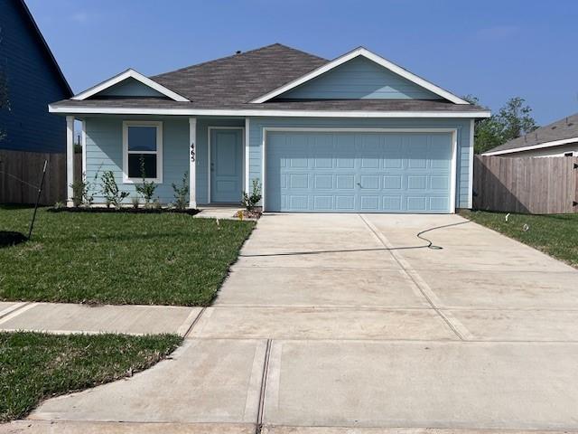 352 Kingston Way, Waller, Texas image 1