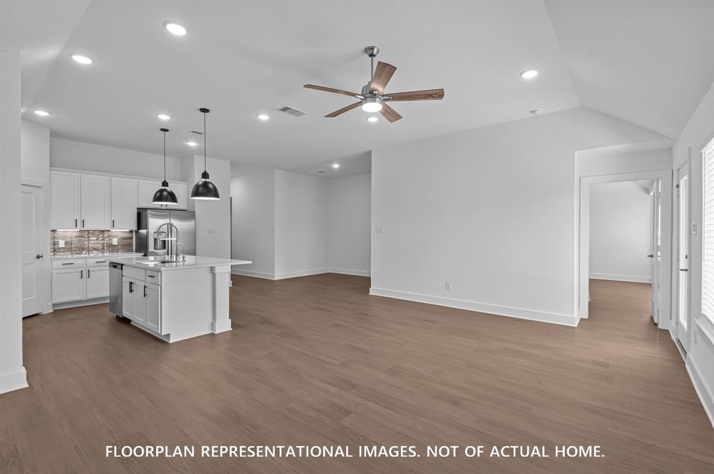 778 Falling Cave Drive, Willis, Texas image 14