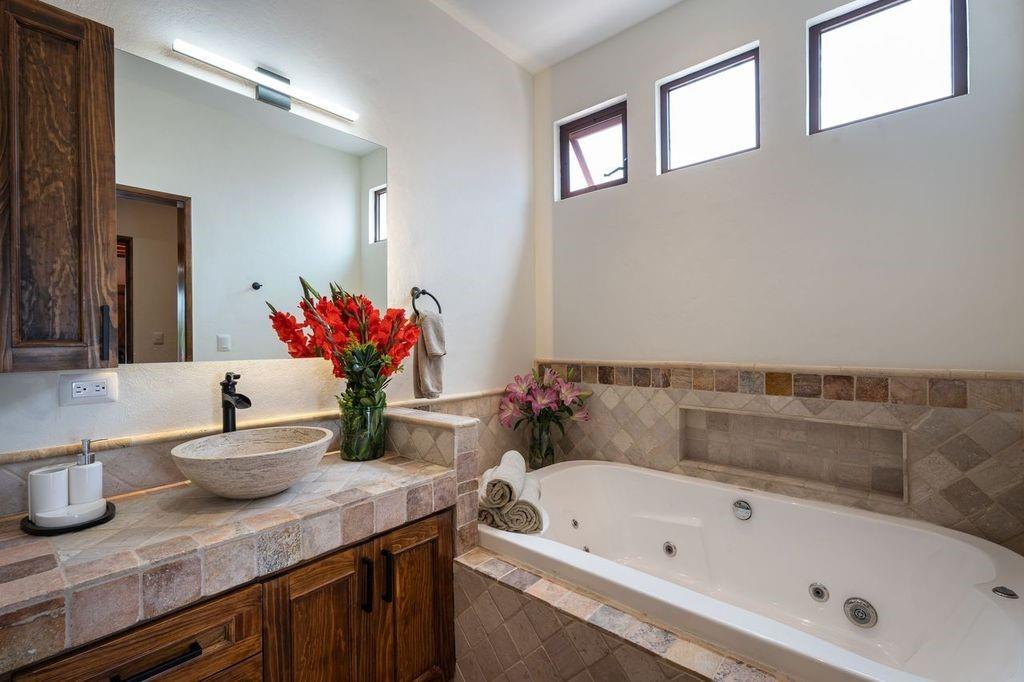 37740, Mexico, 3 Bedrooms Bedrooms, ,5 BathroomsBathrooms,Residential,Active,39991