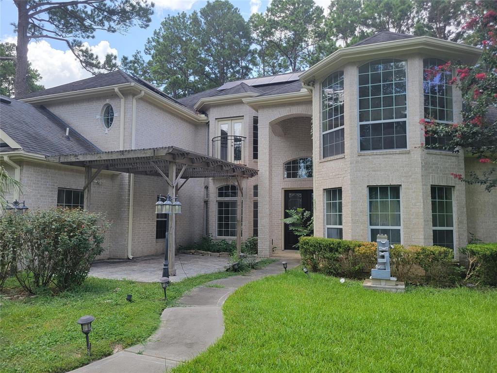 11203 Cypress Way Drive, Houston, Texas image 2