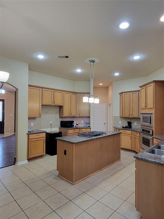 11203 Cypress Way Drive, Houston, Texas image 16