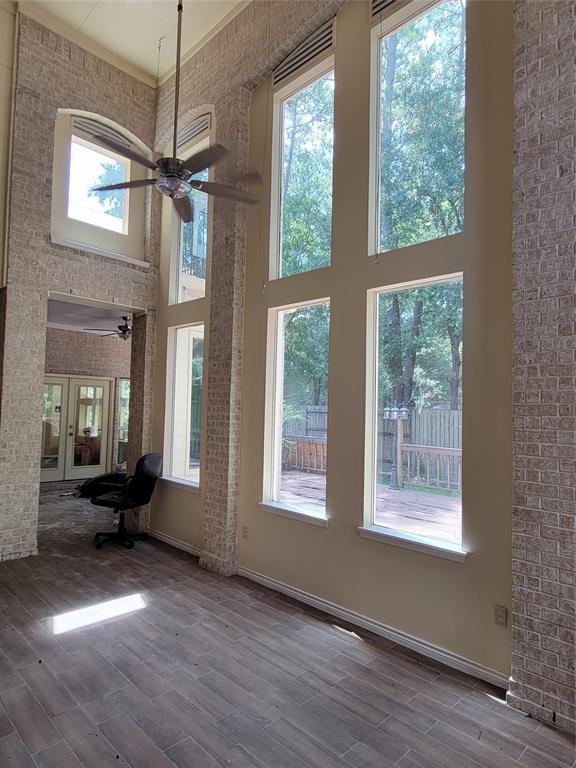 11203 Cypress Way Drive, Houston, Texas image 18