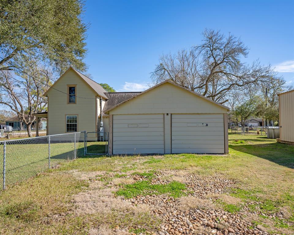 323 Cypress Street, Blessing, Texas image 12