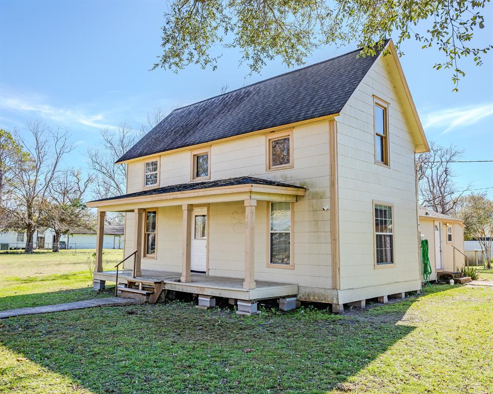 323 Cypress Street, Blessing, Texas image 3