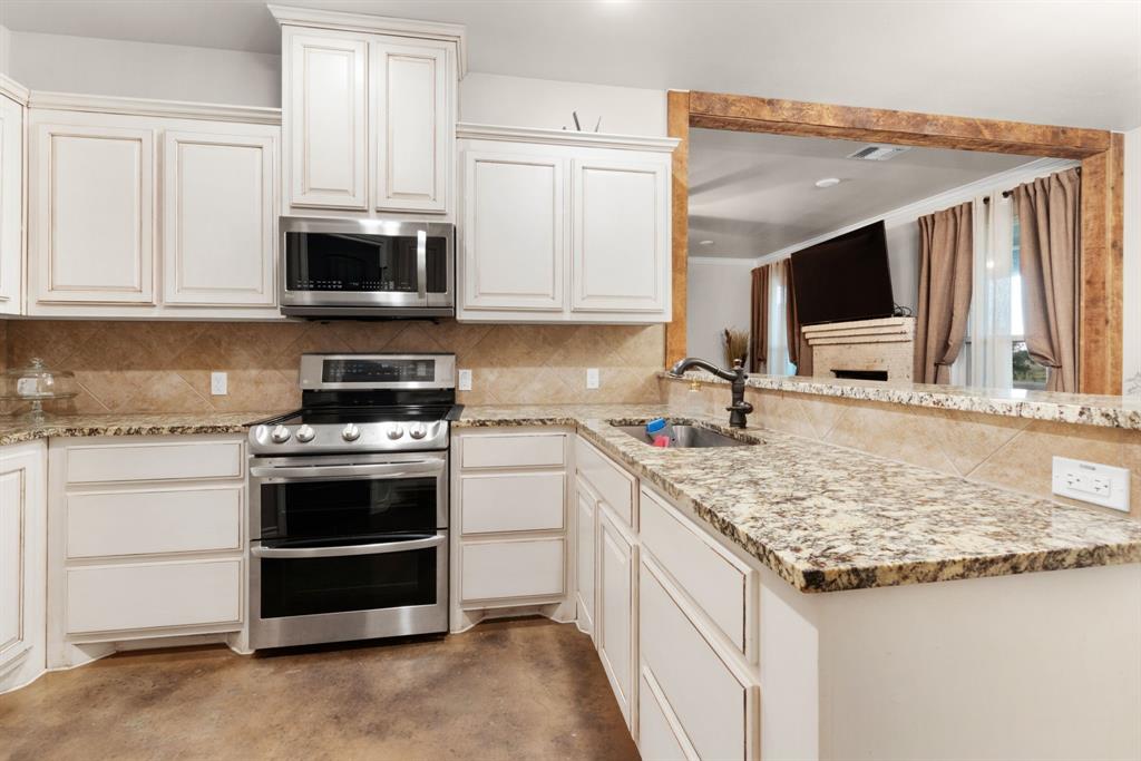 2498 County Road 2109, Lometa, Texas image 11