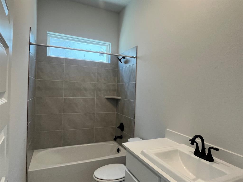 532 Oakview Bend Drive, Montgomery, Texas image 8