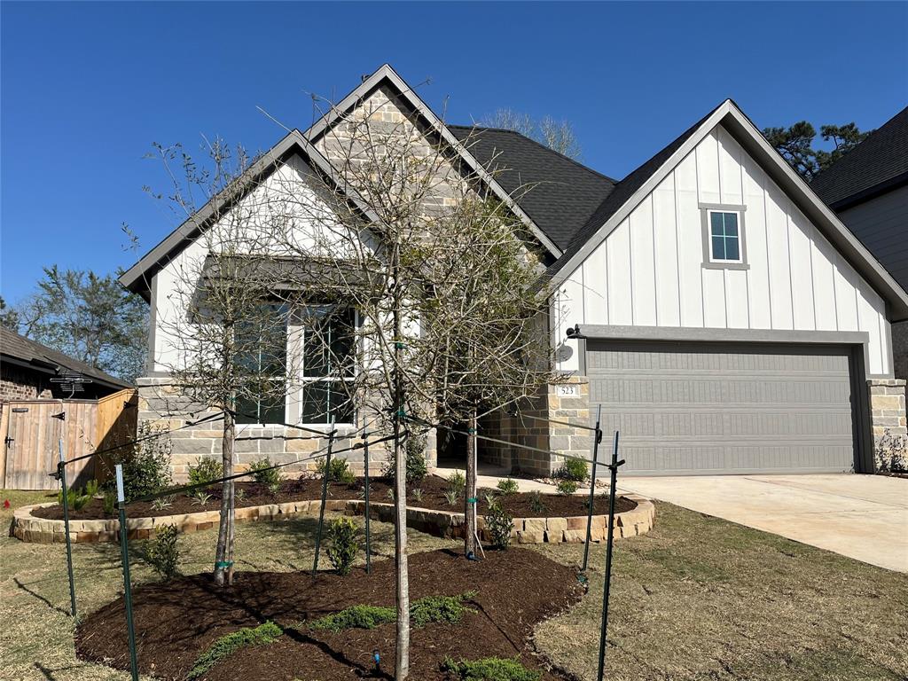 532 Oakview Bend Drive, Montgomery, Texas image 1
