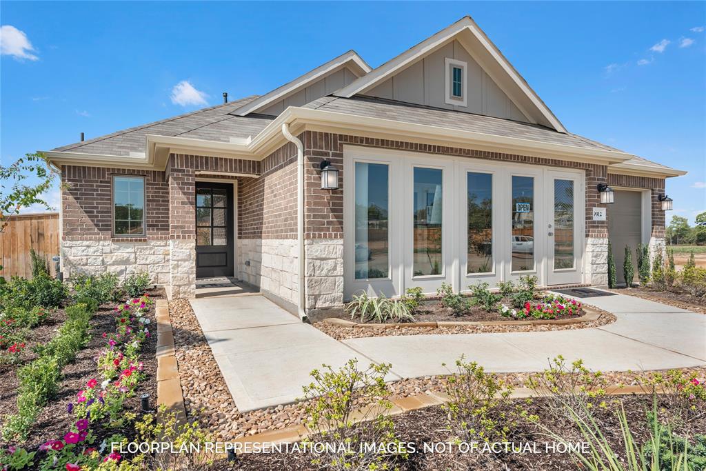 8015 Katy Harbor Drive, Cypress, Texas image 3