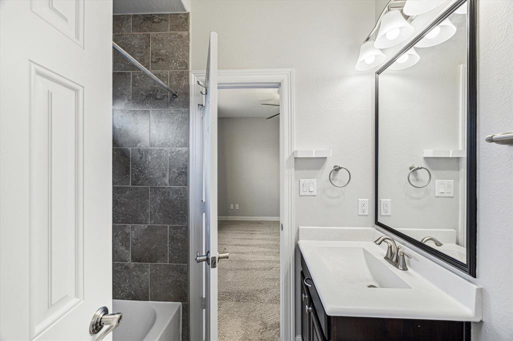 2815 Kings Retreat Circle, Kingwood, Texas image 25