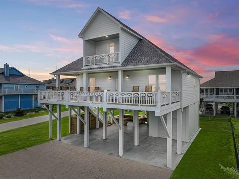 A home in Crystal Beach