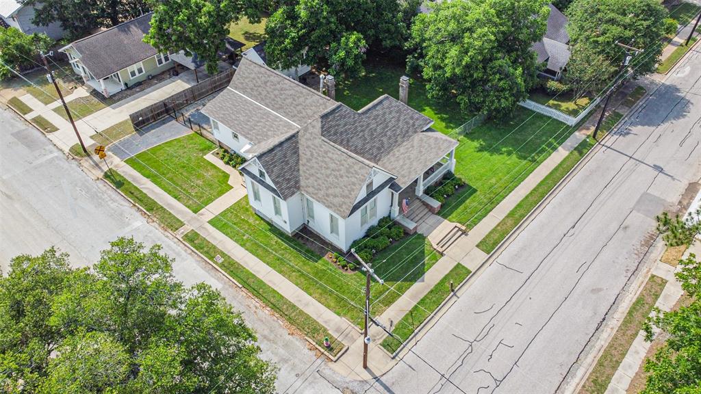 612 S Day Street, Brenham, Texas image 43