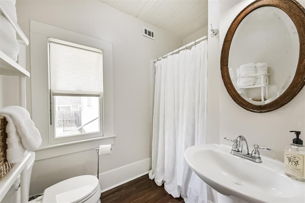 612 S Day Street, Brenham, Texas image 30
