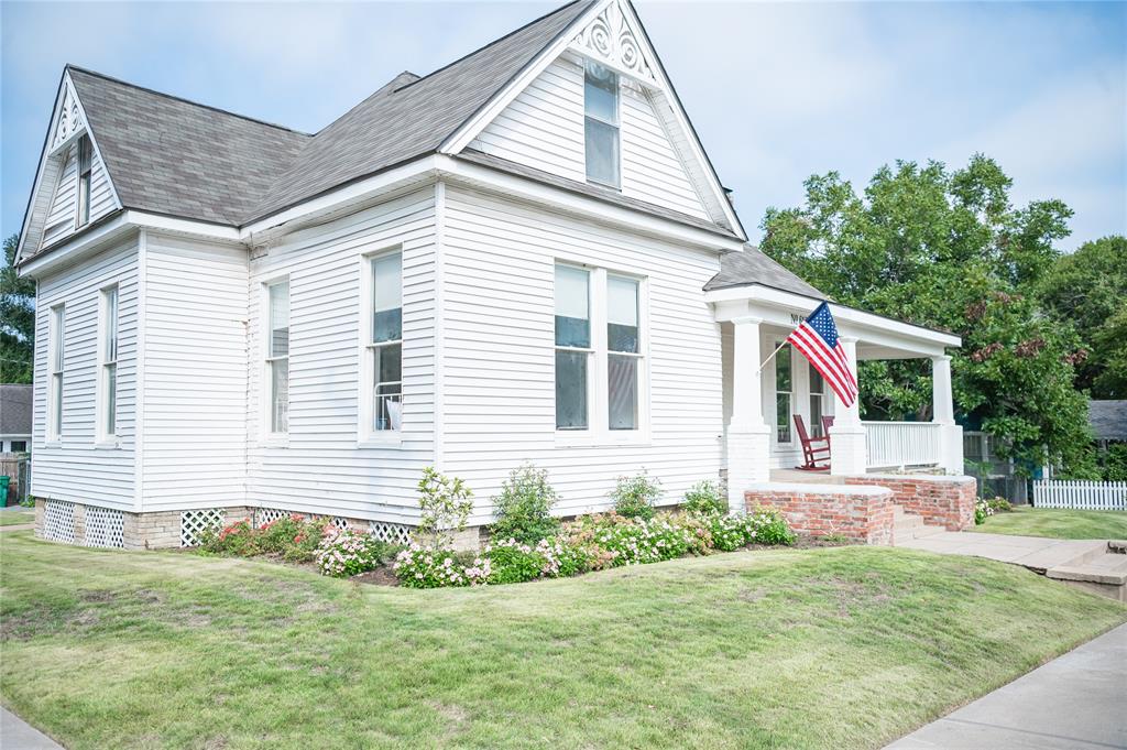612 S Day Street, Brenham, Texas image 4