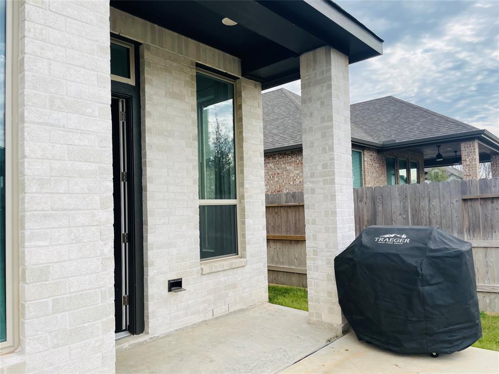 30707 Thicket Court, Fulshear, Texas image 20