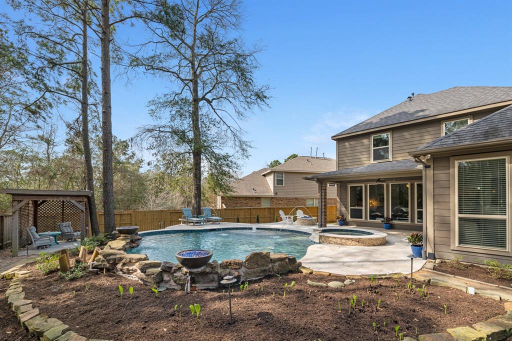 114 Red Eagle Court, Montgomery, Texas image 1