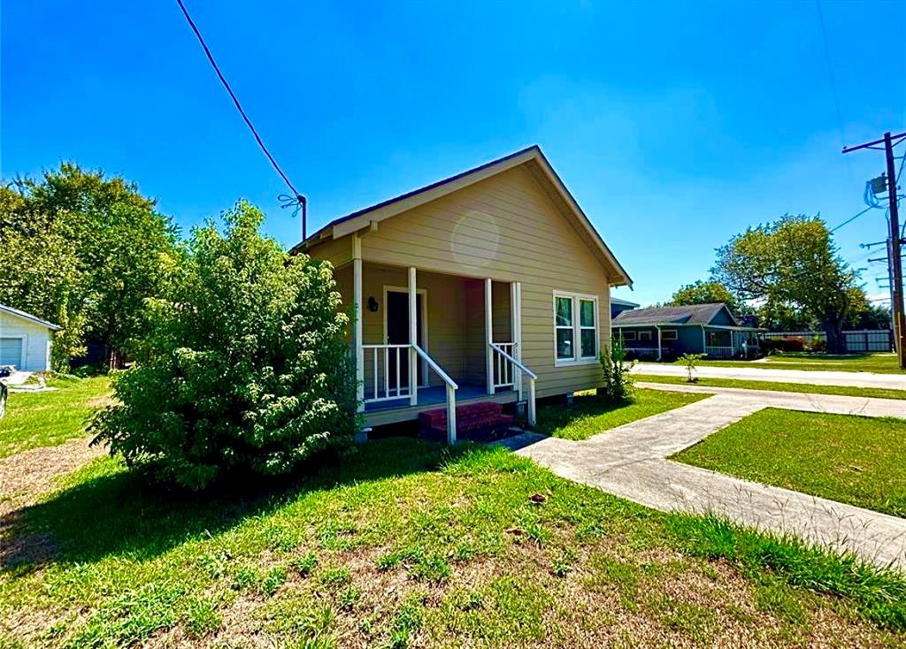 911 Dallas Street, Port Neches, Texas image 3