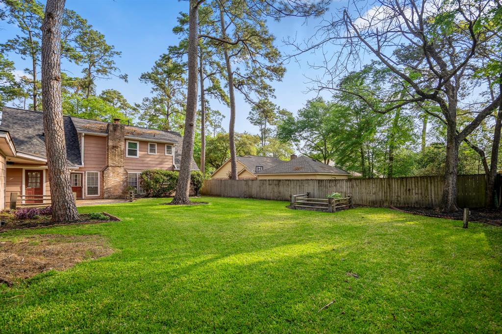 6303 Larkmount Drive, Spring, Texas image 39