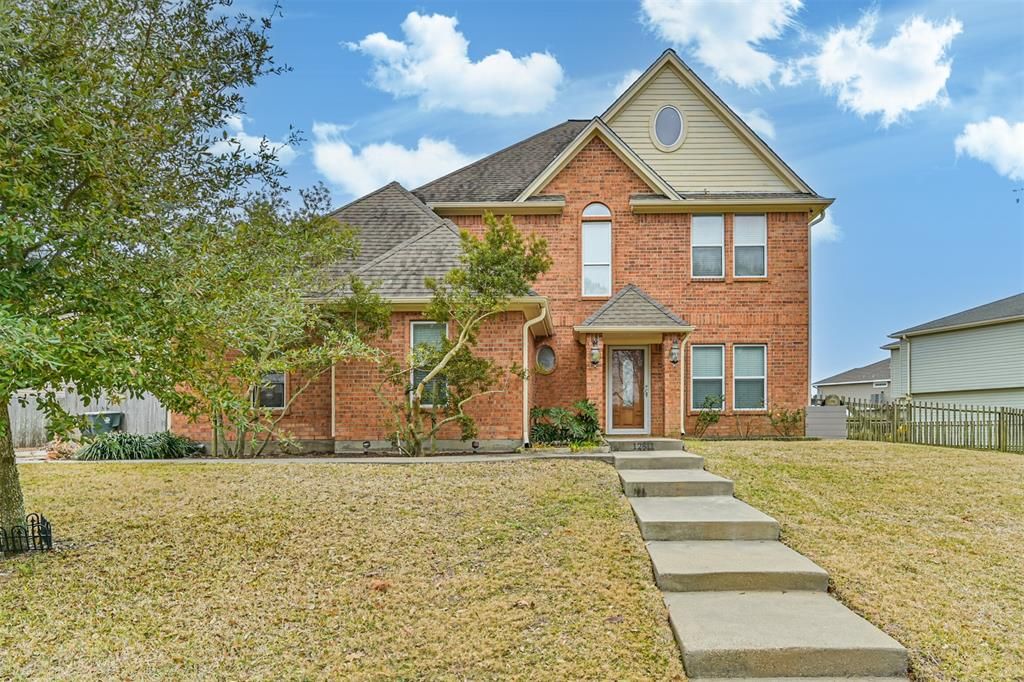 listing image 0