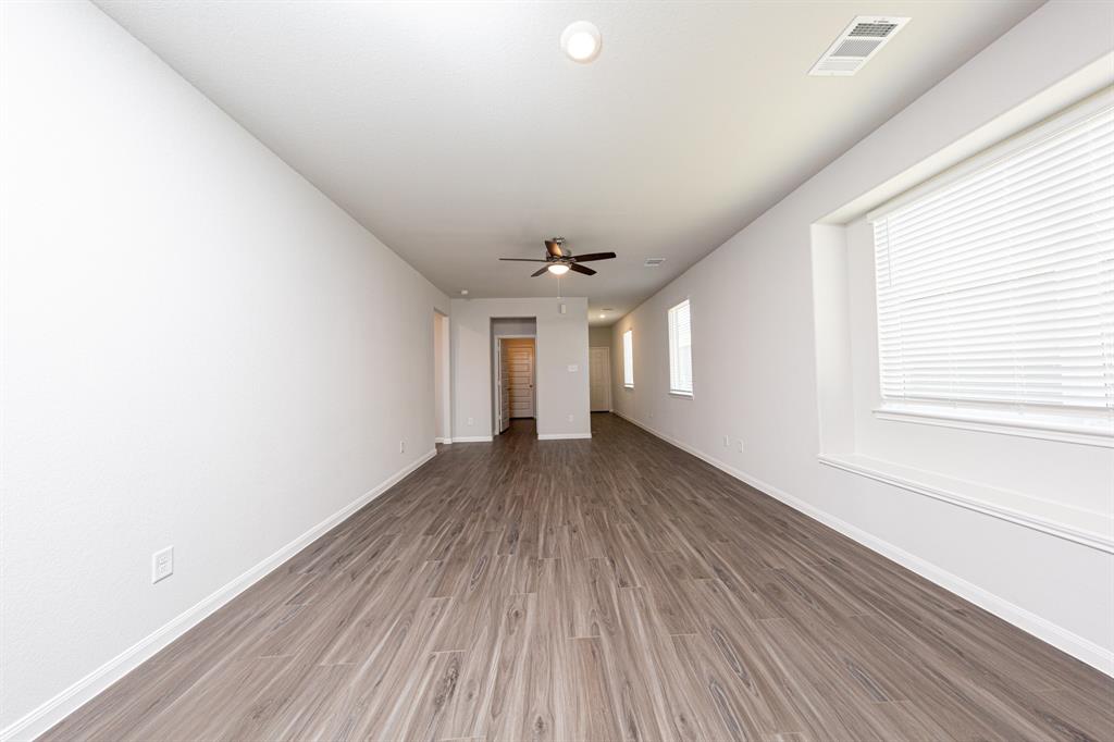 2332 Mooneye Court, Conroe, Texas image 6