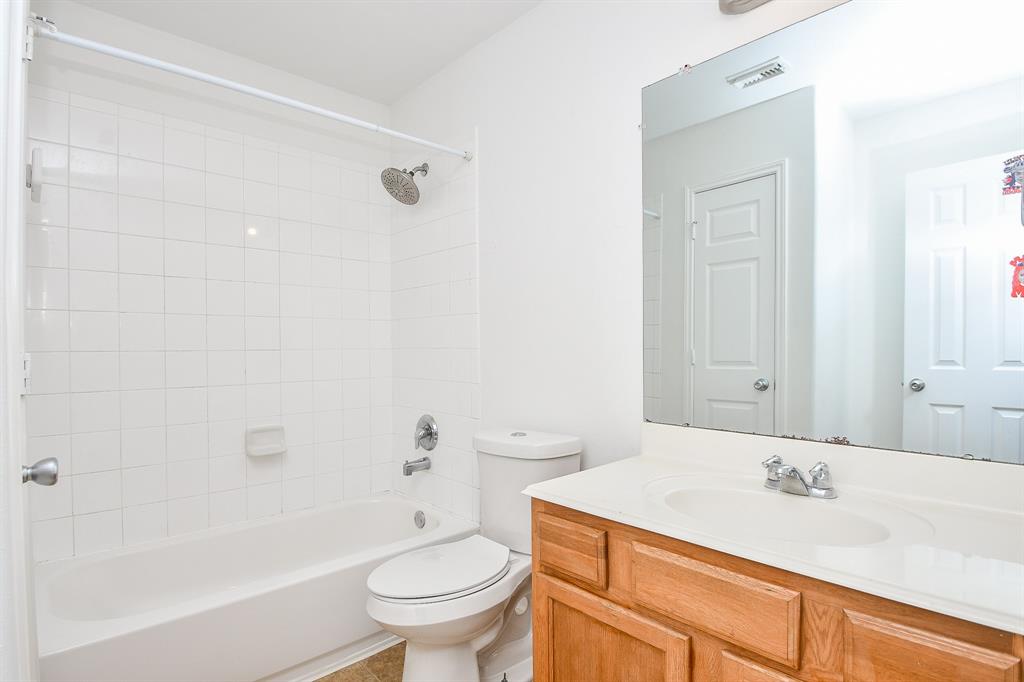 2707 Long Grove Lane, Richmond, Texas image 32