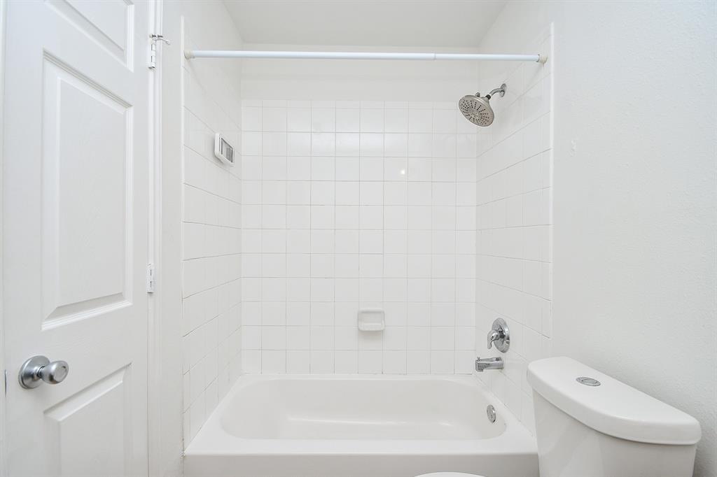 2707 Long Grove Lane, Richmond, Texas image 33