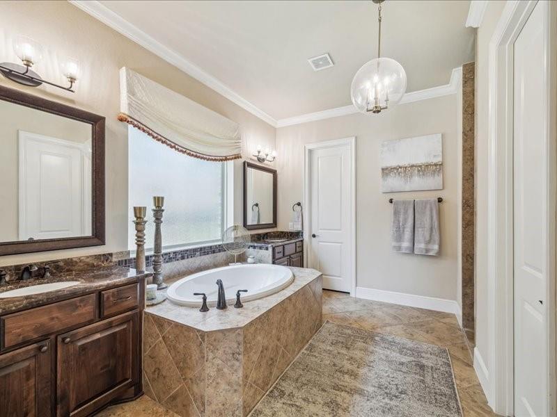 3202 S Cotswold Manor Drive, Kingwood, Texas image 16