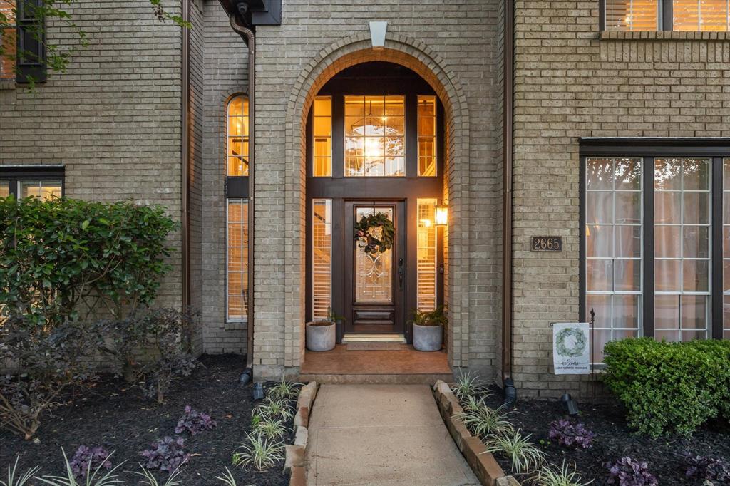 property-search 4 2665 Warwick Drive