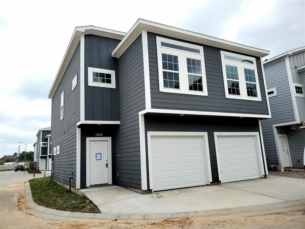 Photo 15 of 15 of 4938 Dalhart Drive townhome