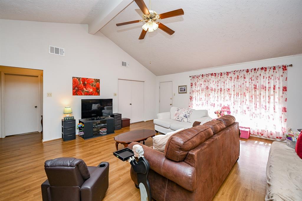 3130 Lanville Lane, Katy, Texas image 9