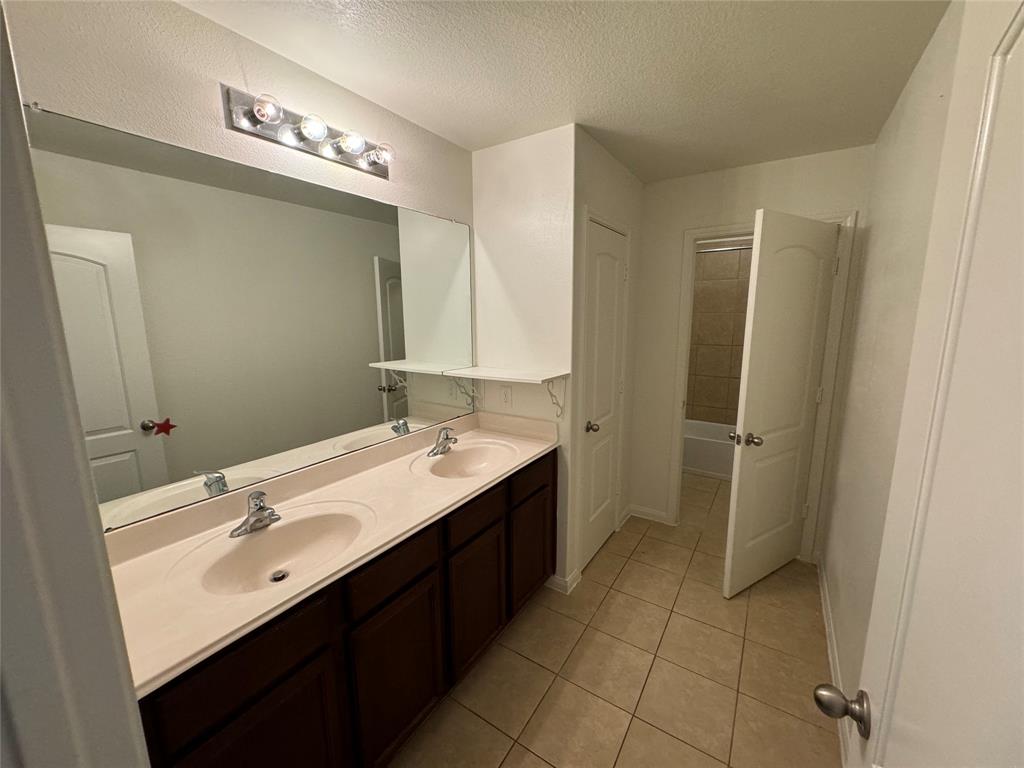 5123 Harbor Palm Drive, Richmond, Texas image 3