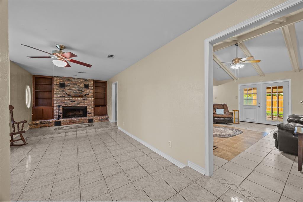 2234 Kelly Drive, Pearland, Texas image 4