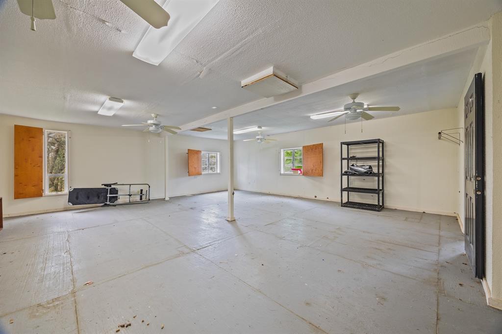 2234 Kelly Drive, Pearland, Texas image 34