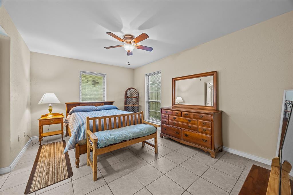 2234 Kelly Drive, Pearland, Texas image 12