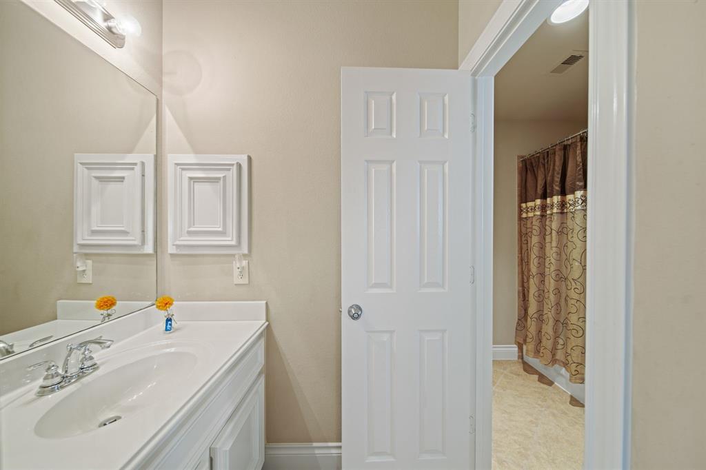 3509 Queensburg Lane, Friendswood, Texas image 34