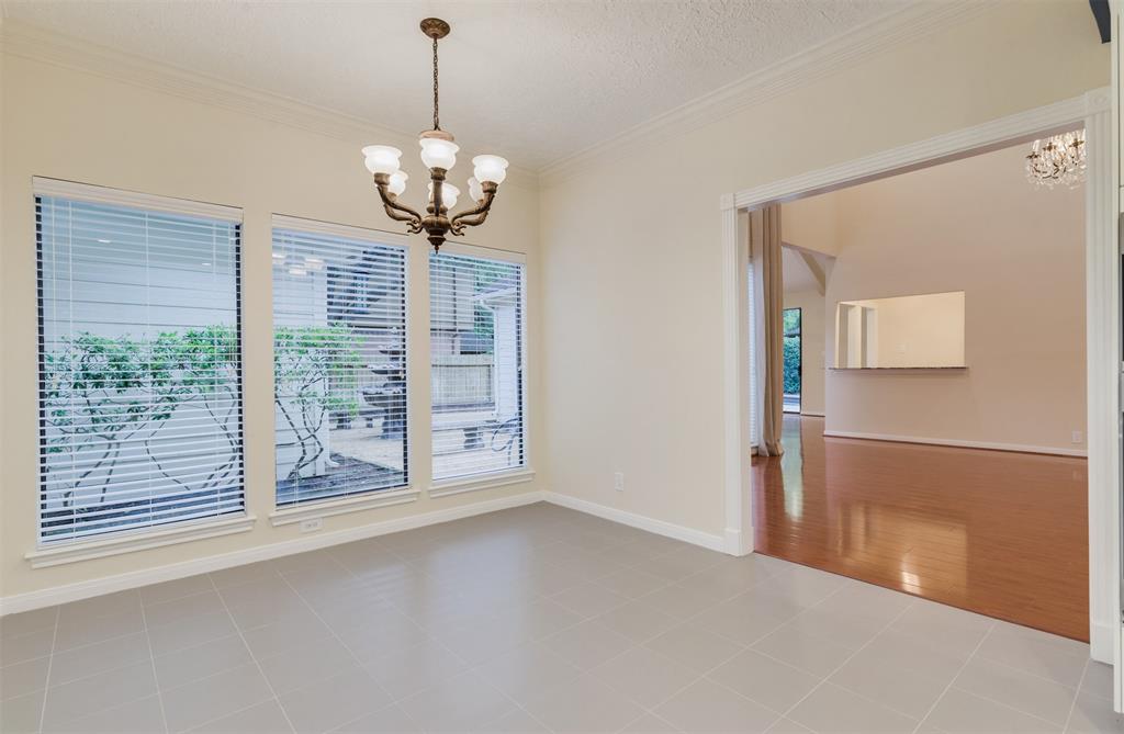 714 Last Arrow Drive, Houston, Texas image 8