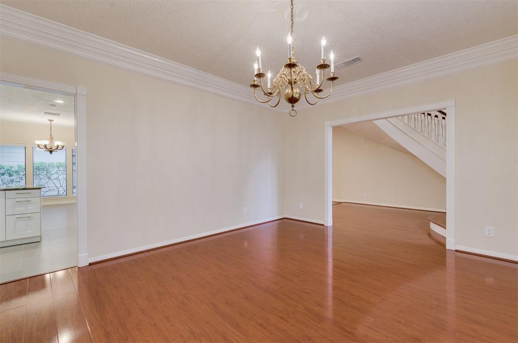 714 Last Arrow Drive, Houston, Texas image 11