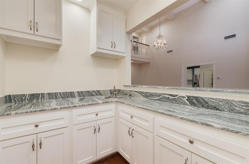 714 Last Arrow Drive, Houston, Texas image 15
