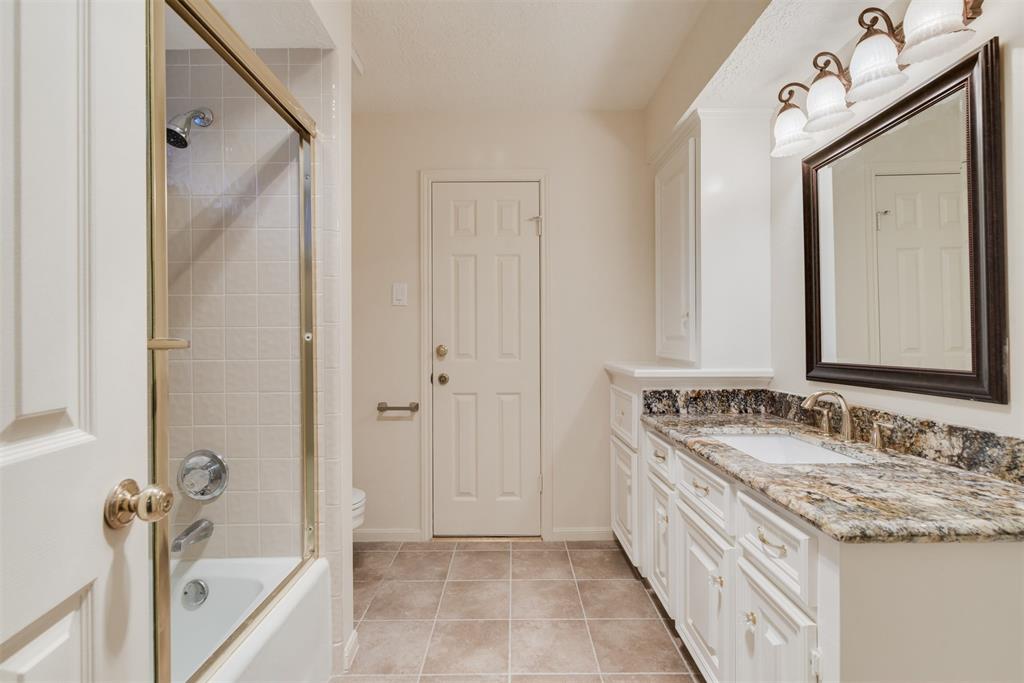 714 Last Arrow Drive, Houston, Texas image 24