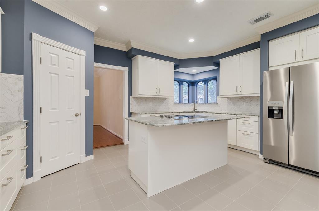 714 Last Arrow Drive, Houston, Texas image 4