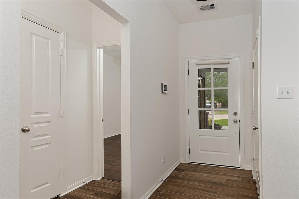 24602 Sandusky Drive, Tomball, Texas image 3