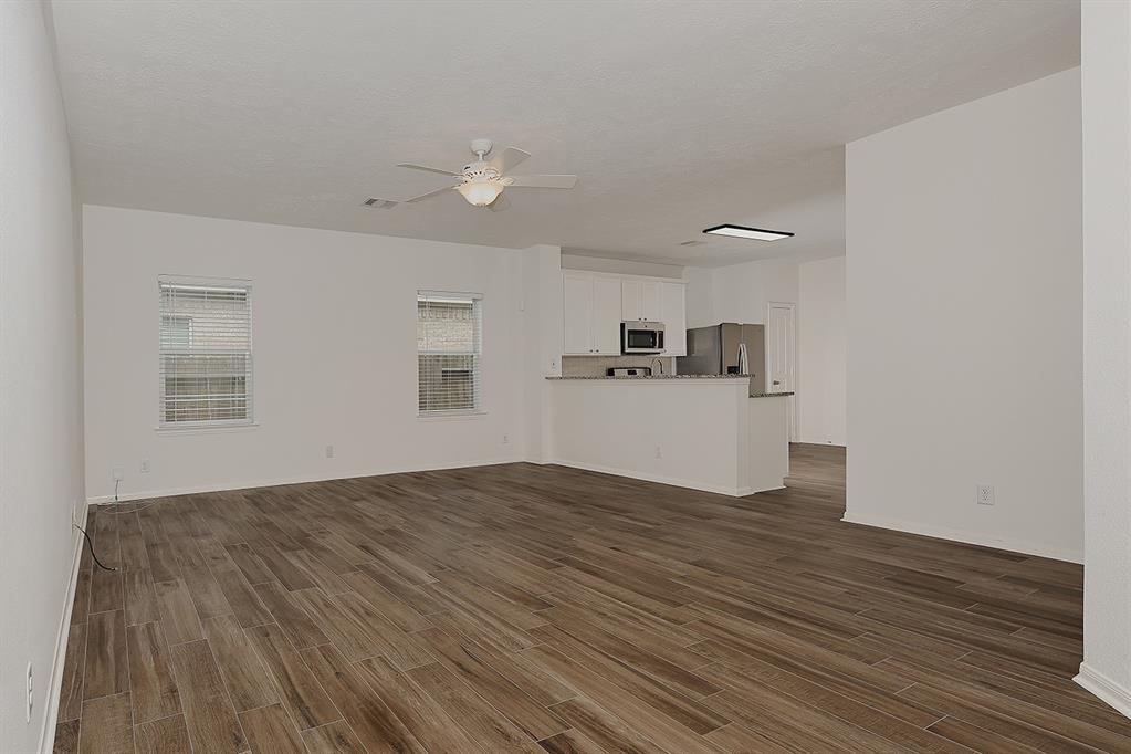 24602 Sandusky Drive, Tomball, Texas image 7