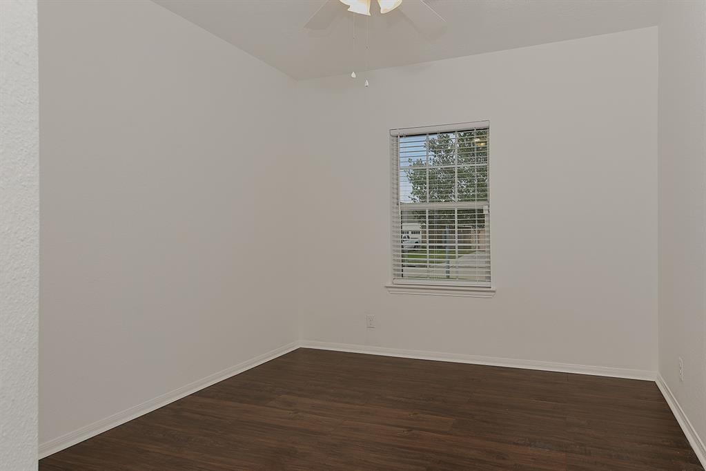 24602 Sandusky Drive, Tomball, Texas image 4