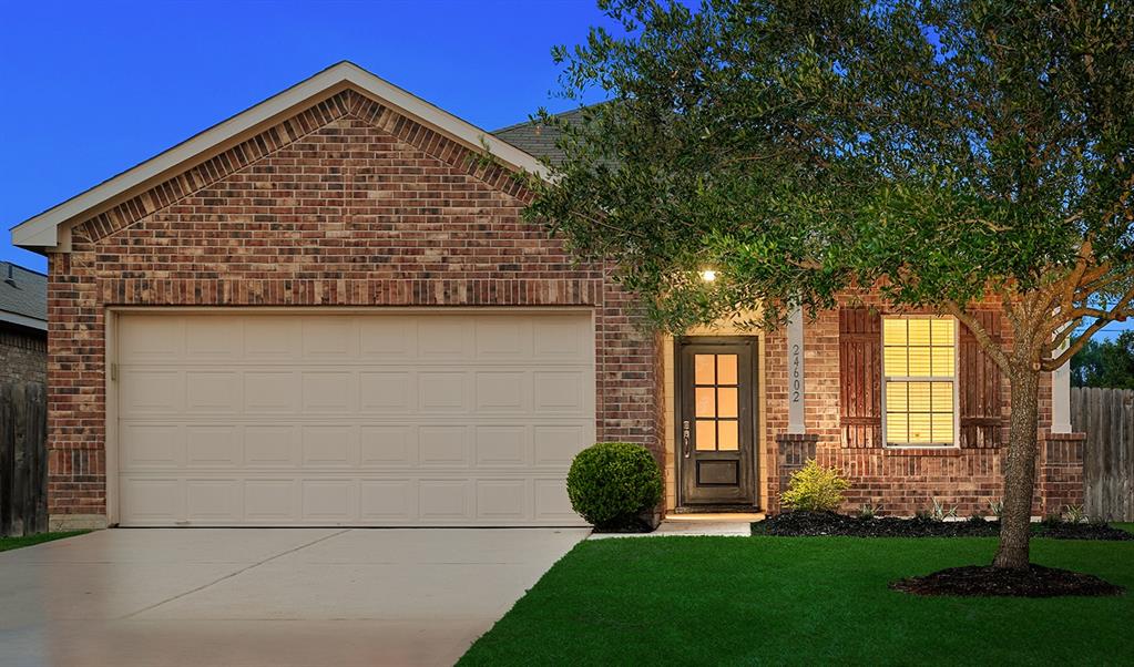 24602 Sandusky Drive, Tomball, Texas image 1