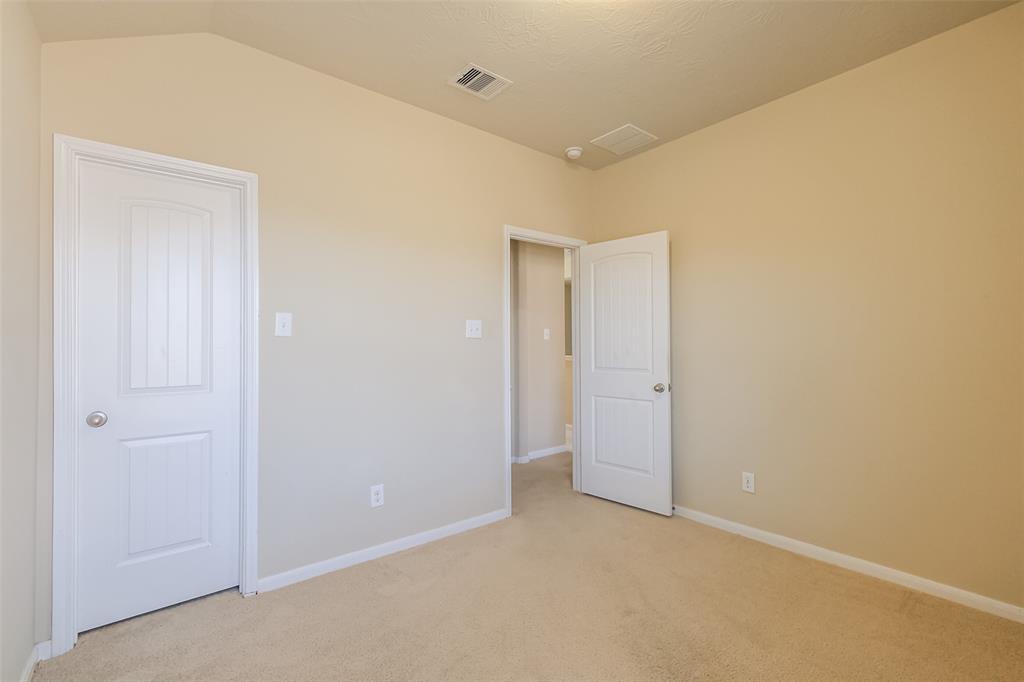 20647 Barngate Meadow Lane, Cypress, Texas image 33