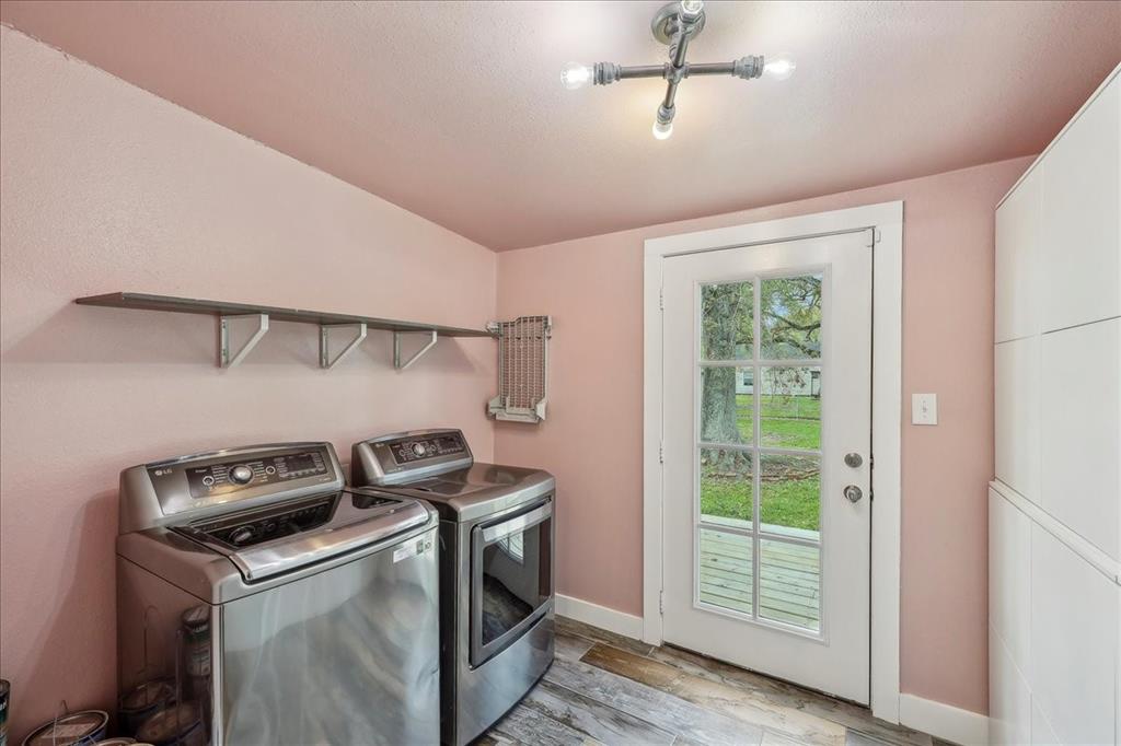 203 N 21st Street, Nederland, Texas image 30