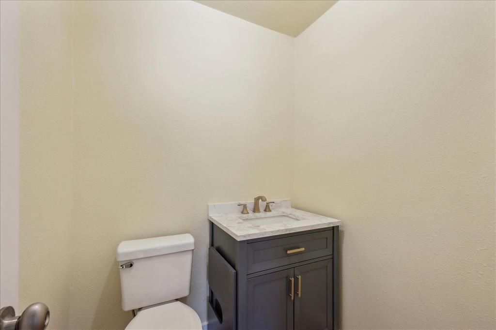 203 N 21st Street, Nederland, Texas image 22