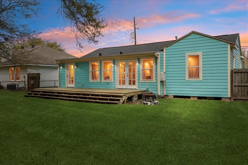 203 N 21st Street, Nederland, Texas image 3