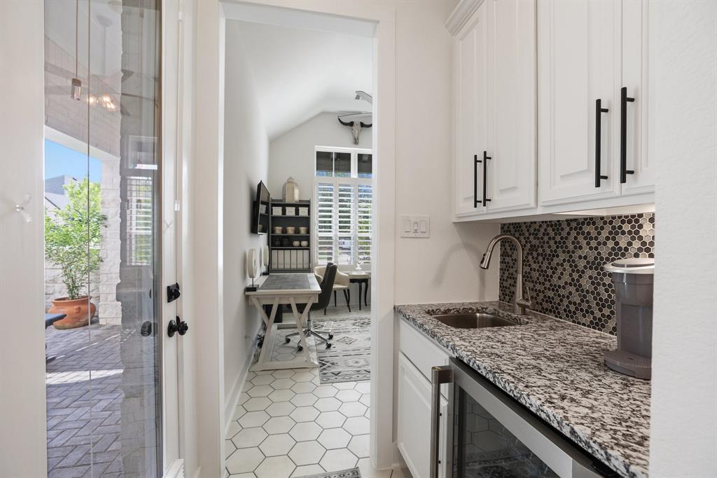 2514 Heritage Park Drive, Missouri City, Texas image 25