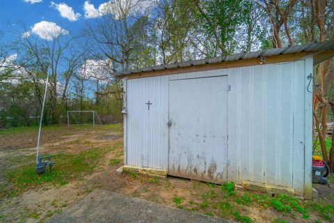 A home in Conroe